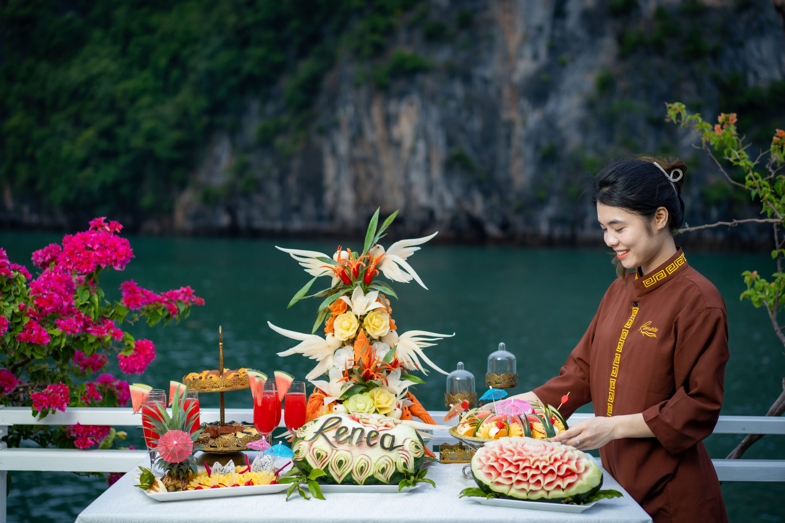 Fine Dining & Culinary Journeys on Luxury Overnight Cruises in Halong Bay