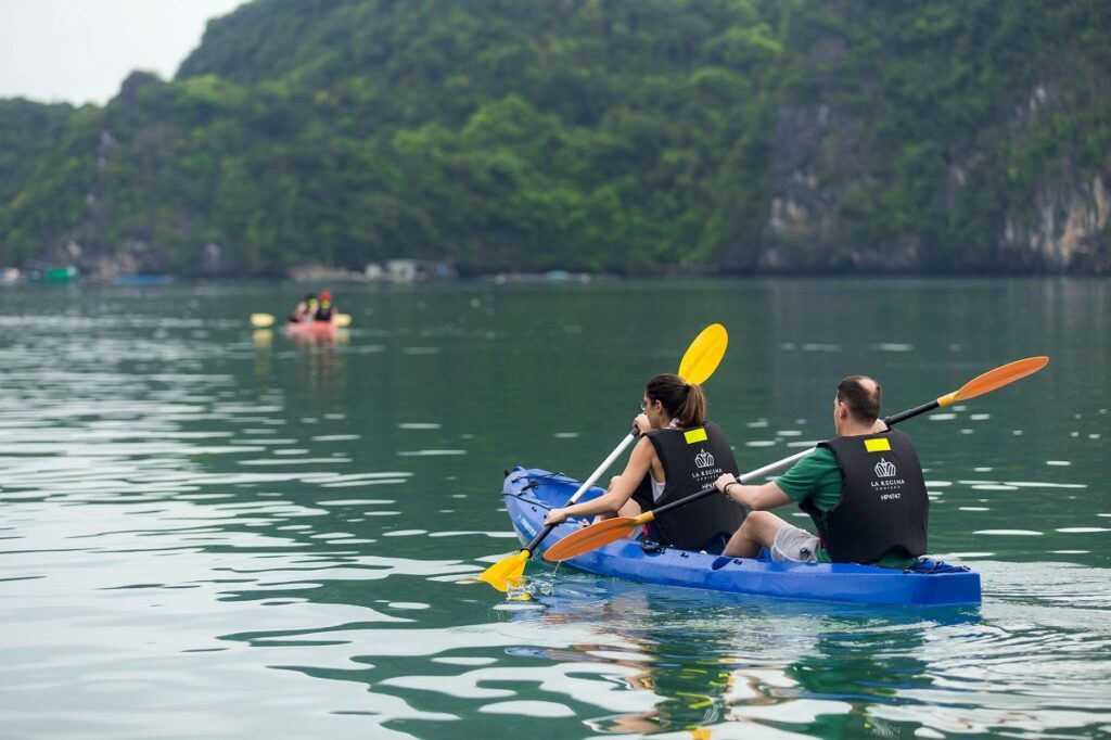 Halong Tours - Vietnam Kayaking trip in Halong Bay